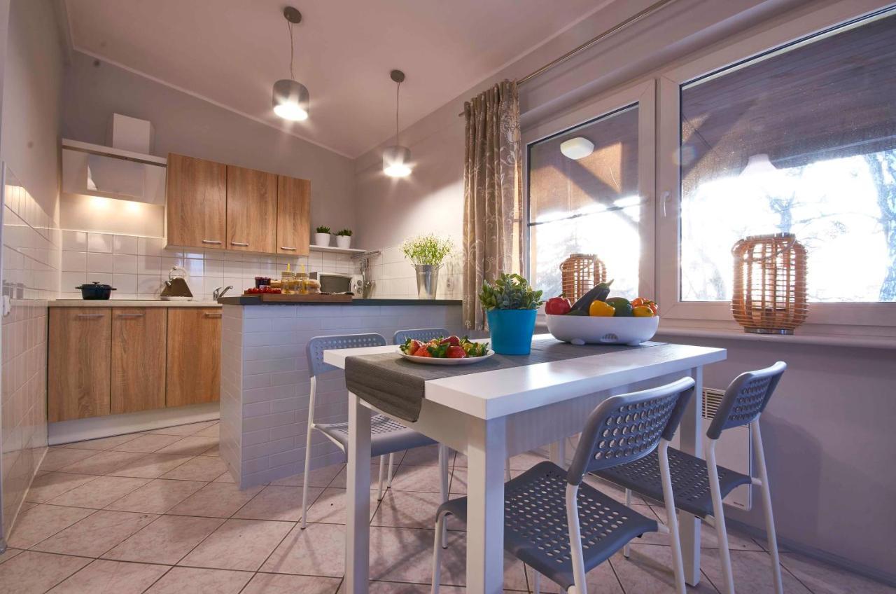 Arenda Apartamenty&Domki Caloroczne Шераков Екстериор снимка